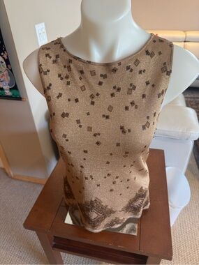 Shimmery Gold Sleeveless Knit Tank with Geometric Motif